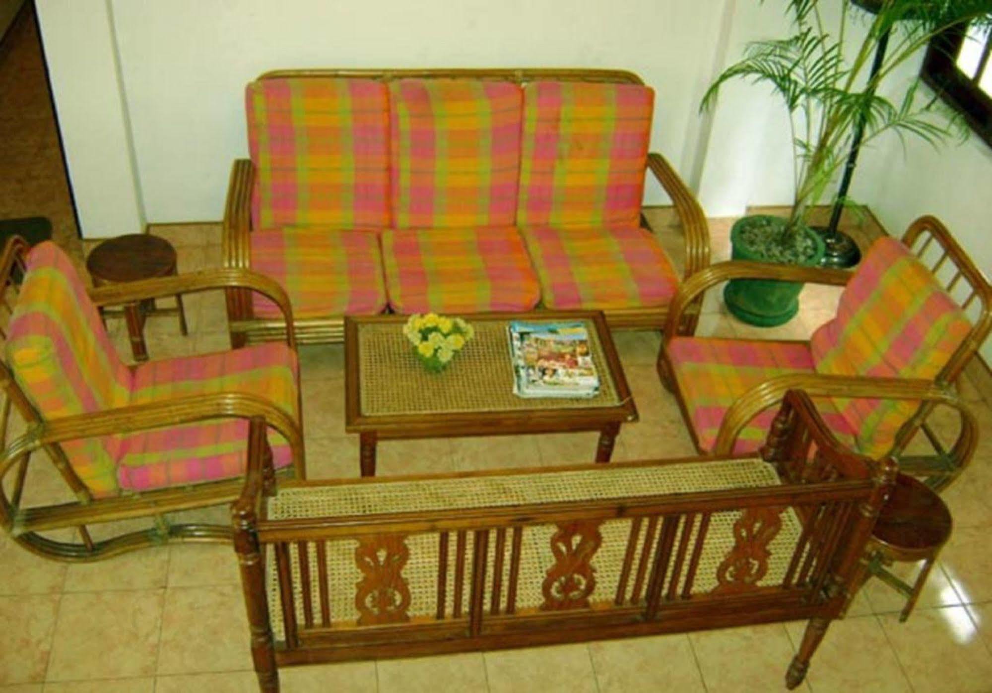 Palm Garden Home Stay Deiyannewela Exterior foto